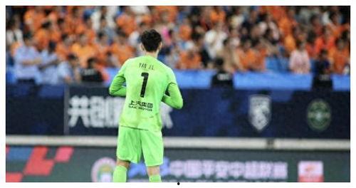 国足守门员爆料最新消息,揭秘国家队背后真相 第1张 国足守门员爆料最新消息,揭秘国家队背后真相 第1张